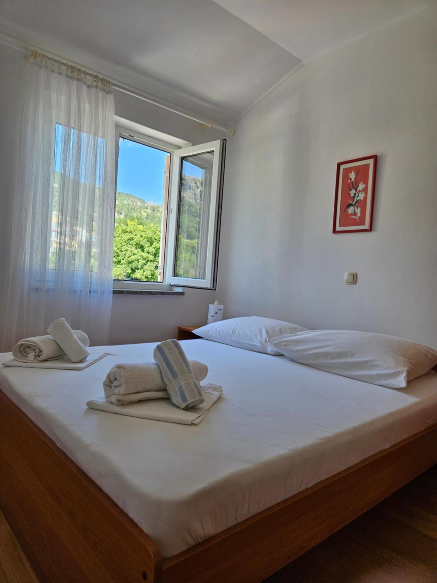 Apartments Marketic Baska  Exterior photo